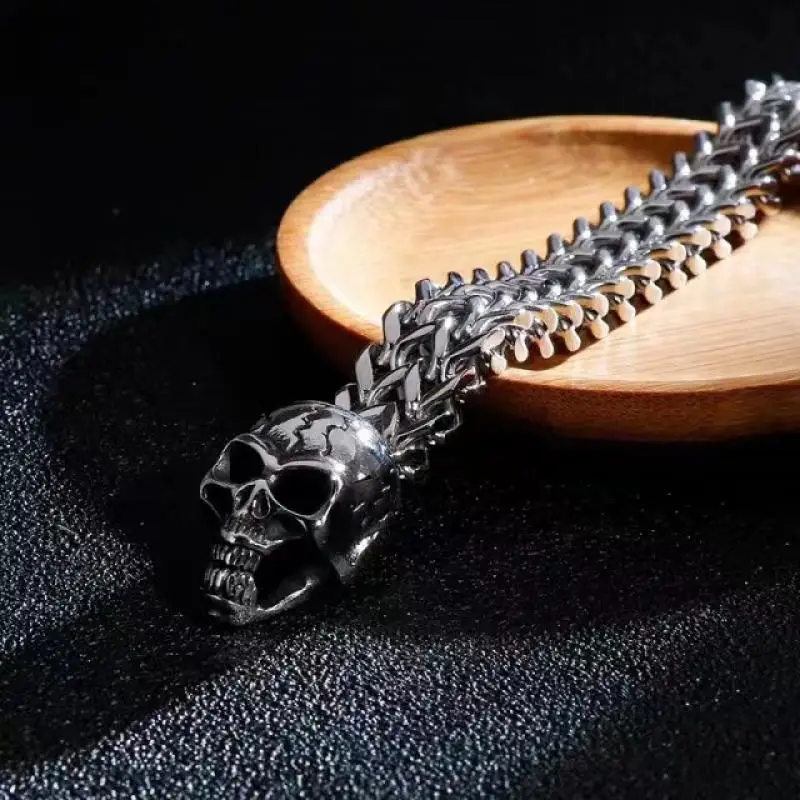 Gothic Skull Ring - Stainless Steel Gothic Double Skull Chain