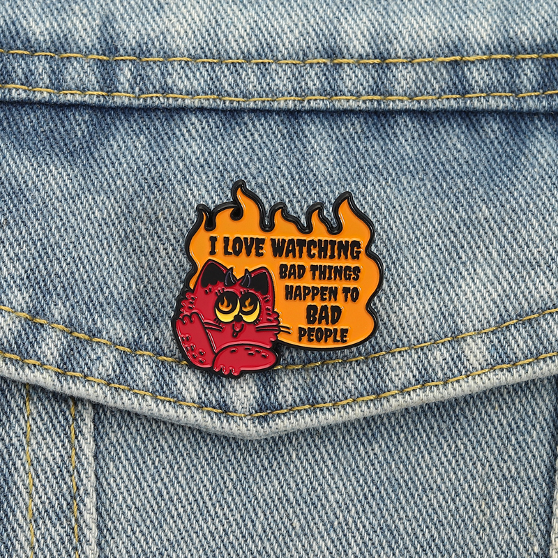 Evil Cat Enamel Pins Watching  - Zoe Jewelry Watches 리뷰 및 가격