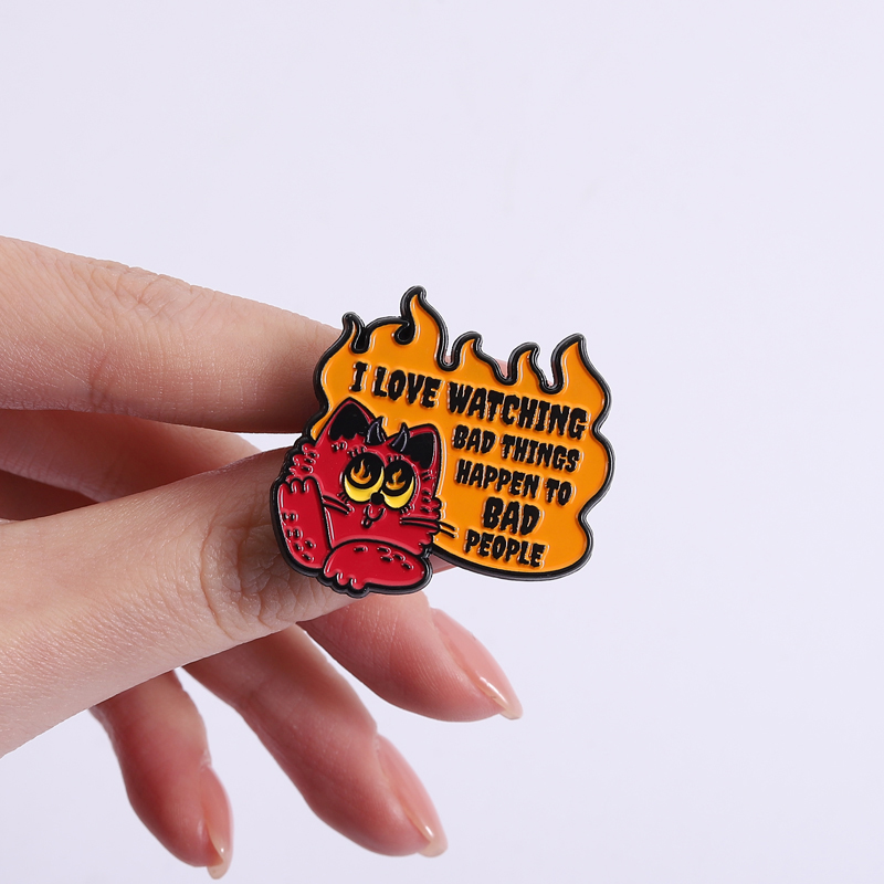 Evil Cat Enamel Pins Watching  - Zoe Jewelry Watches 리뷰 및 가격