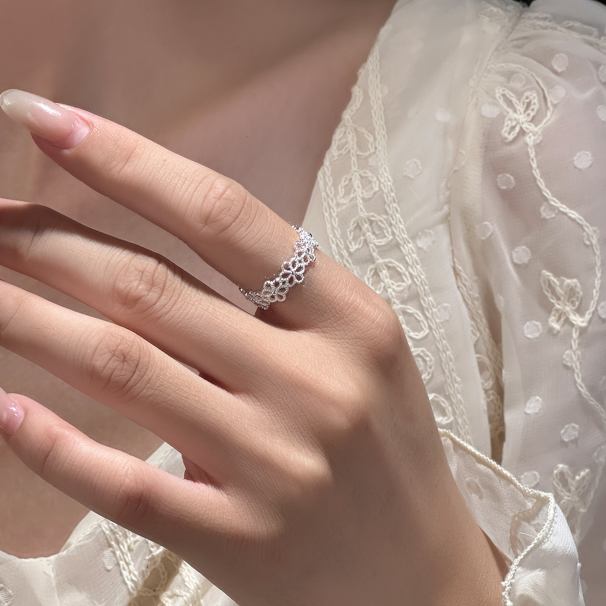 925 Sterling Silver Hollowed F - Statement Cocktail Ring 리뷰 및 가격