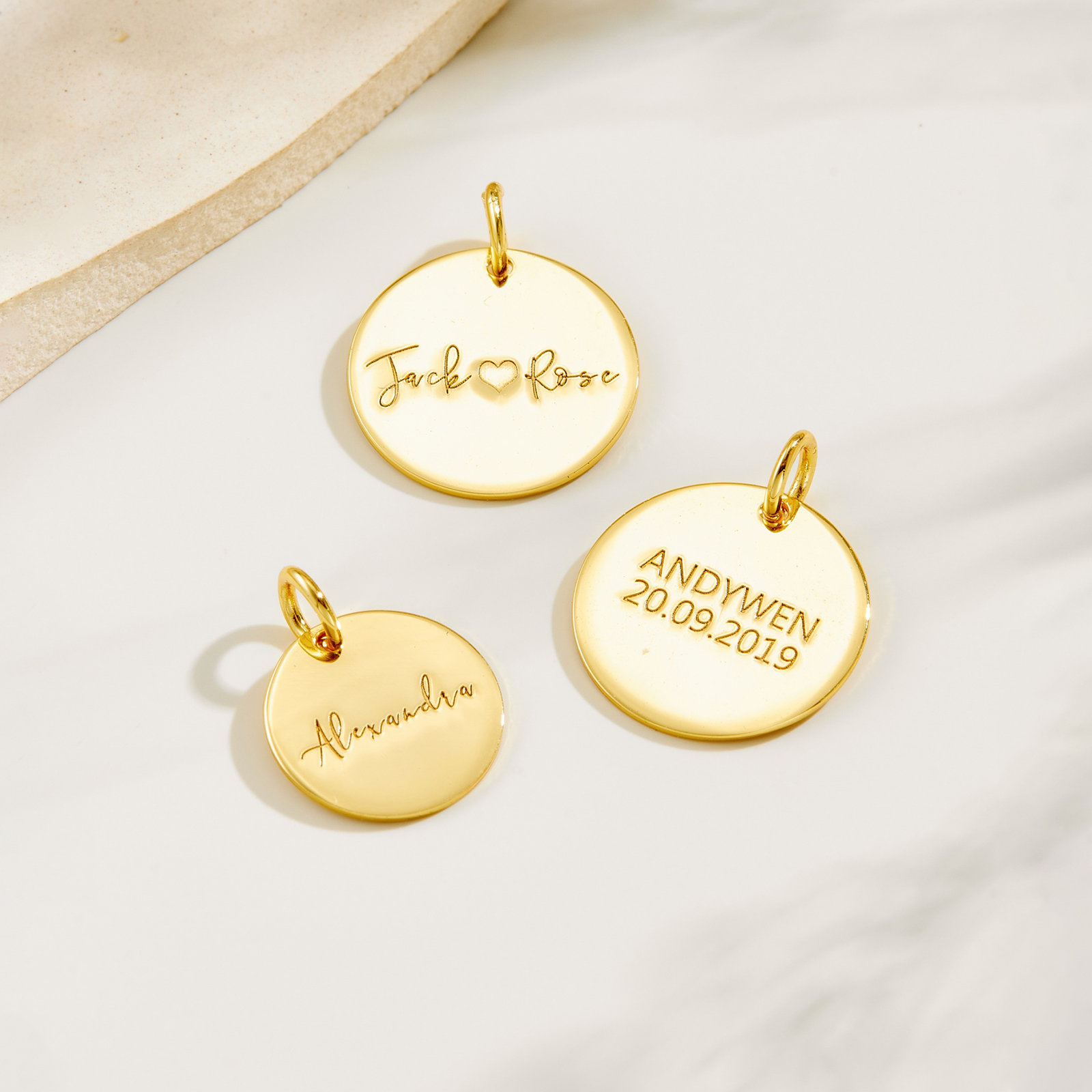 ANDYWEN 925 Sterling Silver Pe - Engraved Name Necklace 리뷰 및 가격