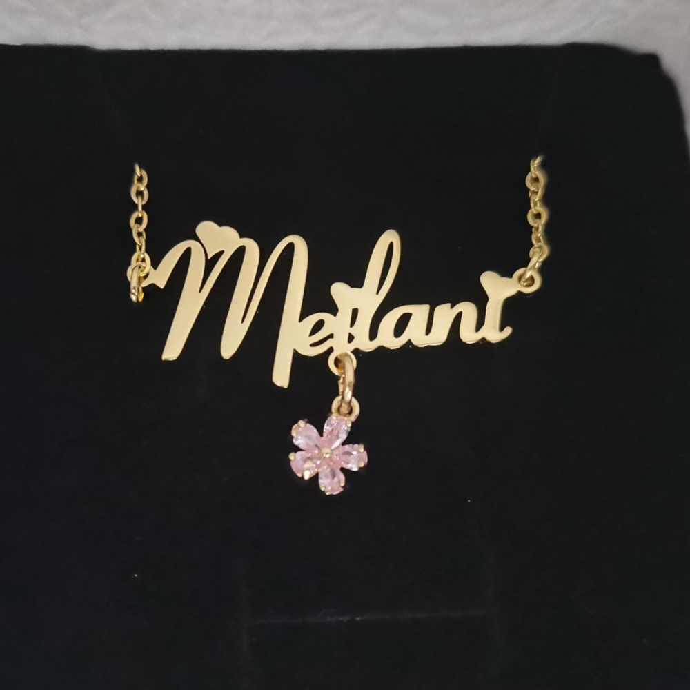 LeeChee Flower Zircon Small Pe - Engraved Name Necklace 리뷰 및 가격