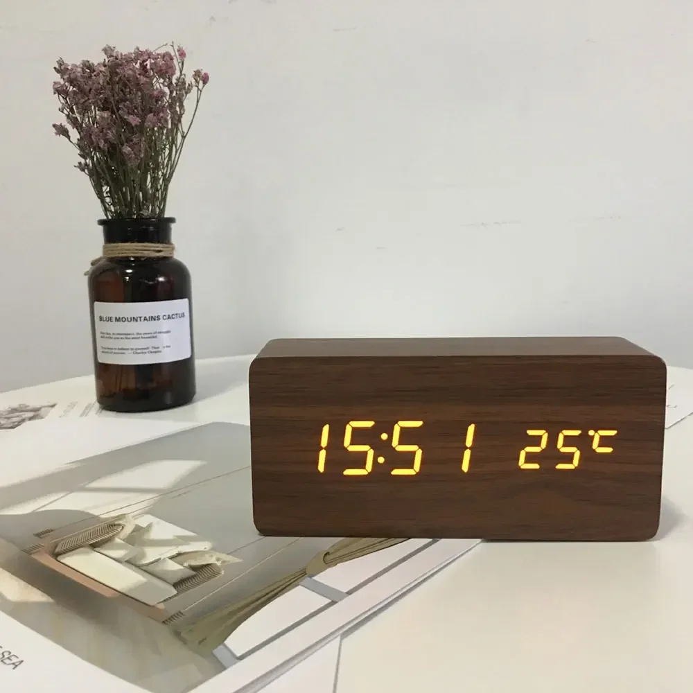 Wall Clock Wooden Electronic W - Moments Watches & Jewelry Vaughan Mills 리뷰 및 가격