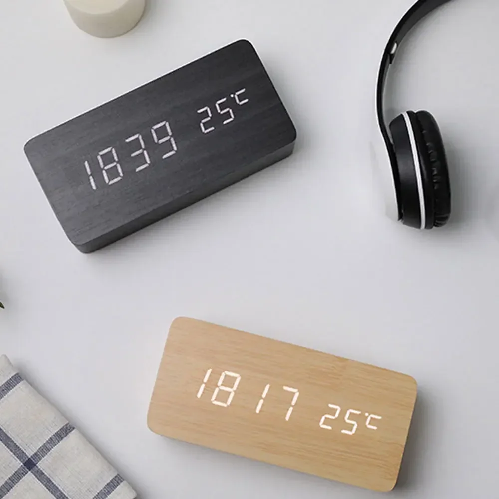 Wall Clock Wooden Electronic W - Moments Watches & Jewelry Vaughan Mills 리뷰 및 가격